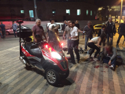 فيديو وصور: مصرع شخص واصابة 11 آخرين في عملية طعن قرب ميناء يافا